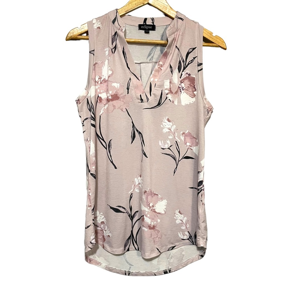 * 3 for $19 * Eclipse‎ Floral V neck tank top